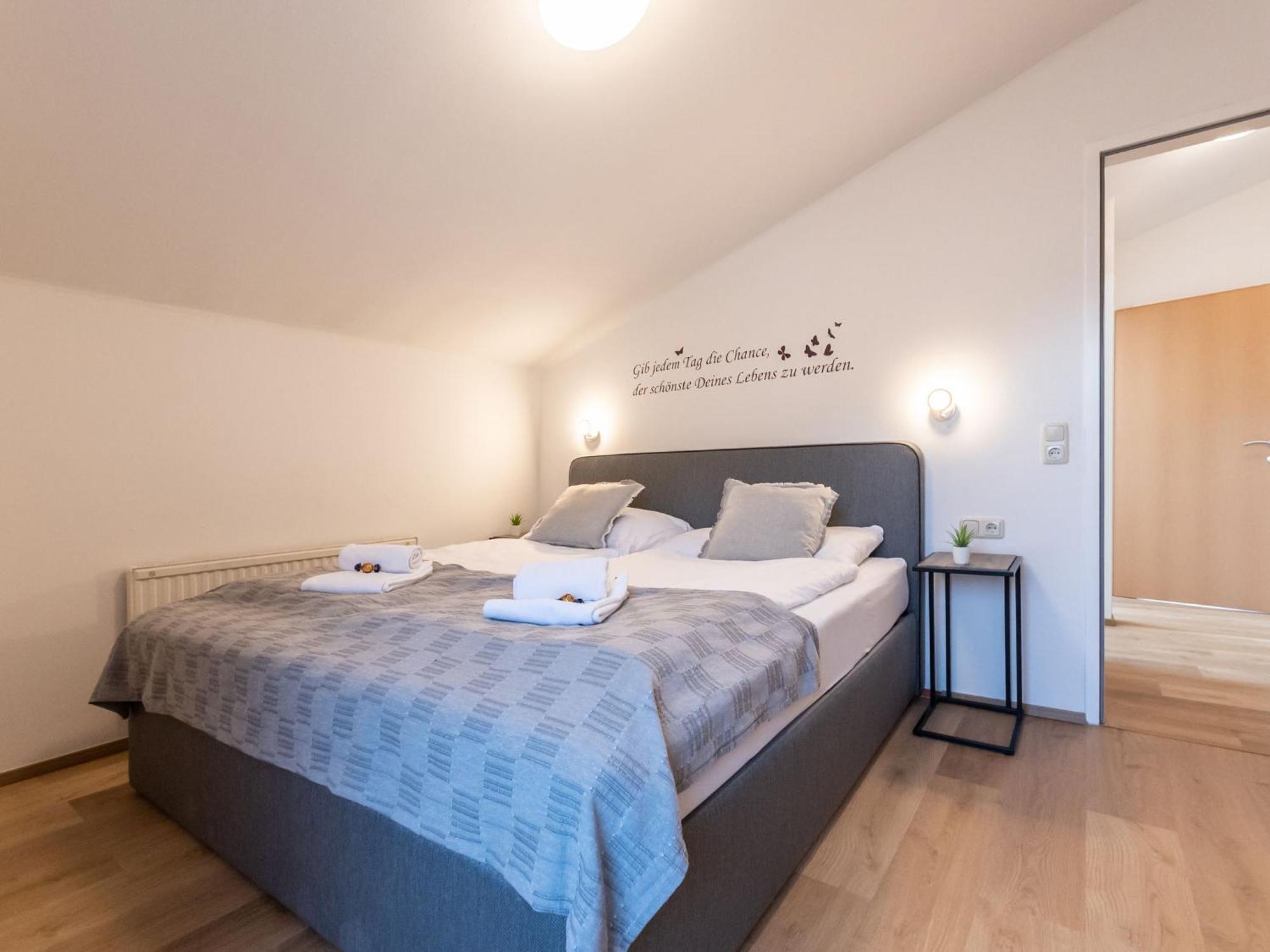 Apartment Alpenchalets - ZSE203 Zell am See Buitenkant foto