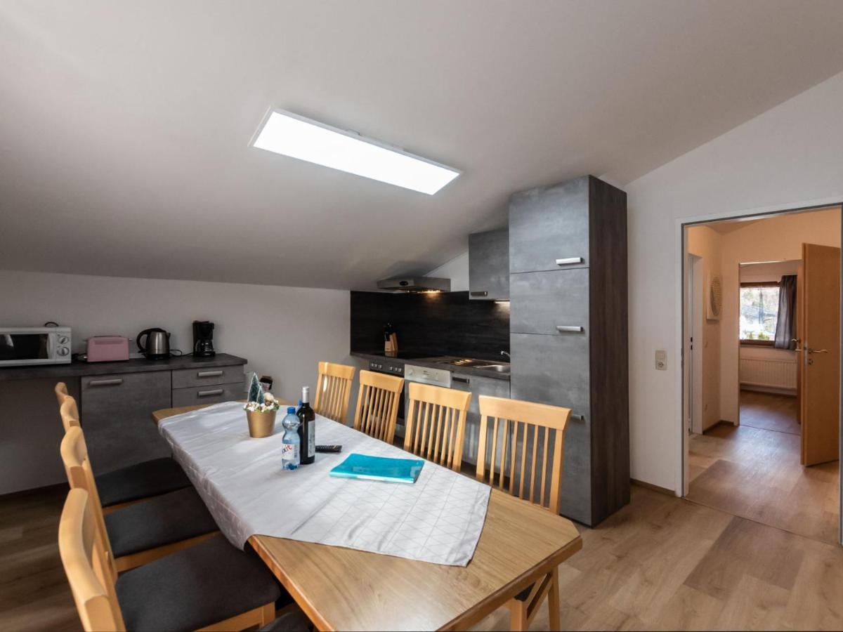 Apartment Alpenchalets - ZSE203 Zell am See Buitenkant foto